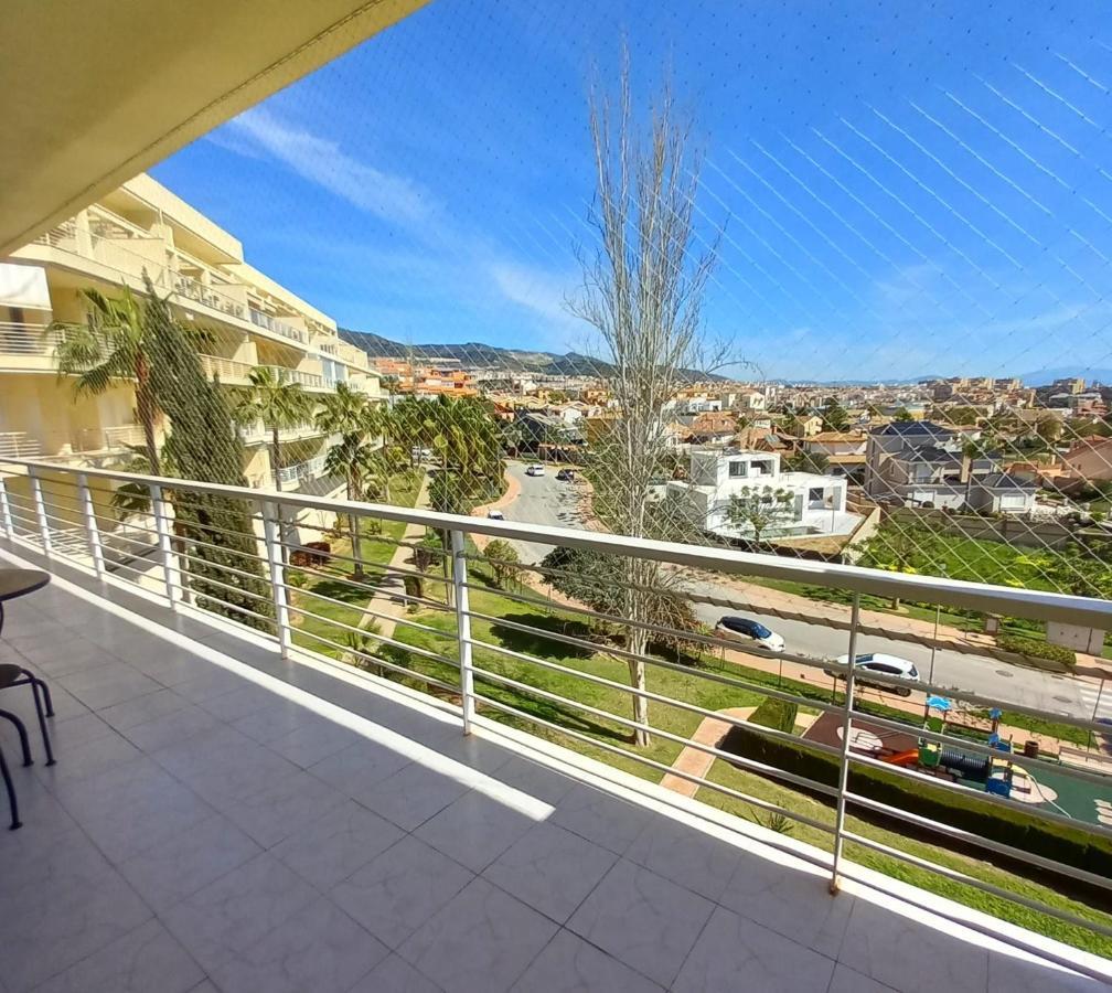 Amplio, Luminoso Y Moderno Apartamento Con Amplia Terraza Y Hermosas Vistas En Exclusiva Urbanizacion Benalmadena Bagian luar foto