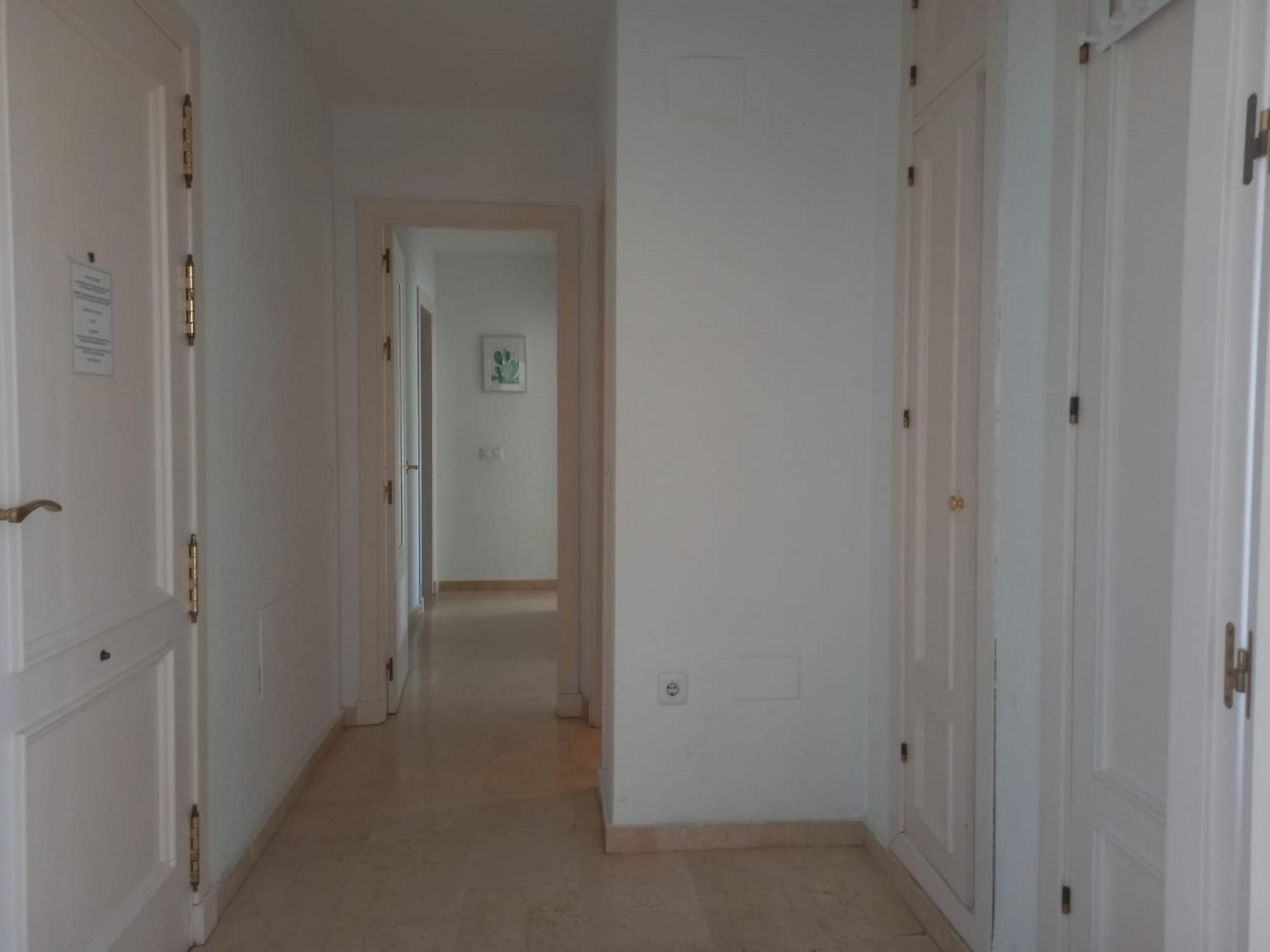 Amplio, Luminoso Y Moderno Apartamento Con Amplia Terraza Y Hermosas Vistas En Exclusiva Urbanizacion Benalmadena Bagian luar foto
